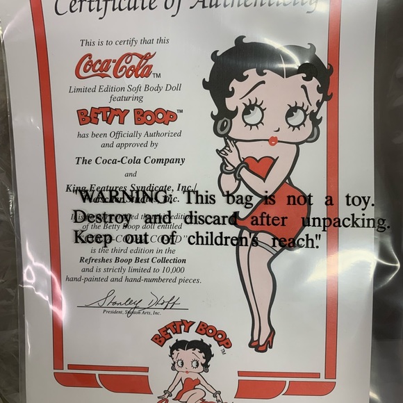 Rare Limited 2001 Betty Boop Coca Cola Porcelian 16" Doll "Coca Cola Co-Ed.  IOB - Picture 6 of 10
